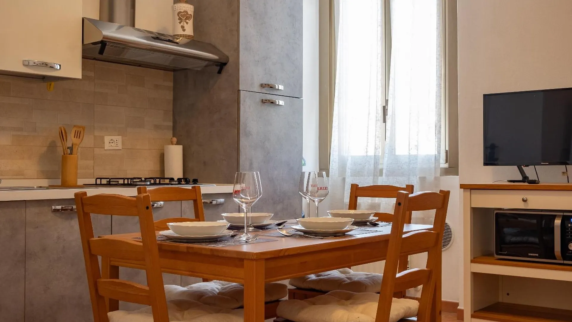 Exclusive Apartment Sansiro 5Minuti - Wifi Free Milano 0*,  Italia