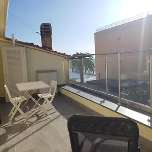  Appartamento Casaviva - Casa Vacanze A Con Terrazza Italia